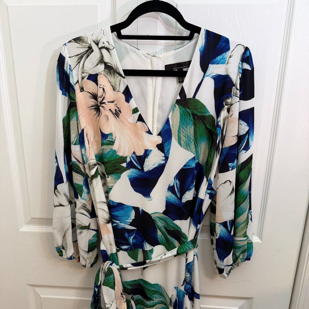 White House Black Market Floral Godet Dress – Size 14